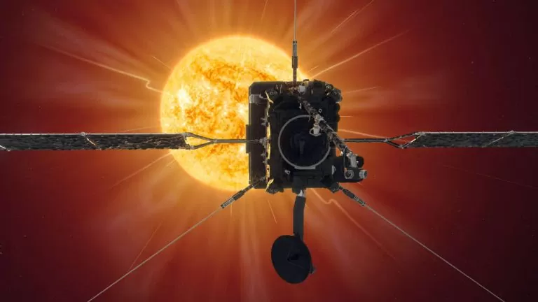 Solar Orbiter завершает первый близкий проход к Солнцу
